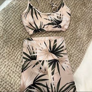 Palm Tree Beach Riot - sports bra and leggings set , XS.